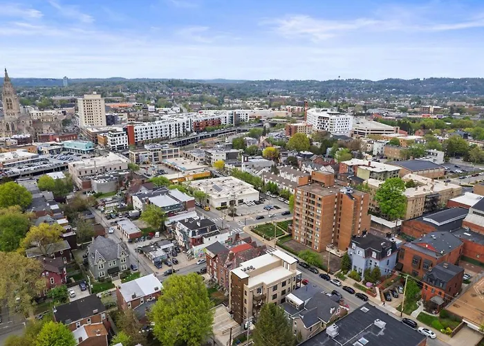 Pfr - Highland, 3br 2ba Shadyside Condo, Penthouse Unit, 2 Decks, Off-street Parking, 4th Floor Walkup * Pittsburgh