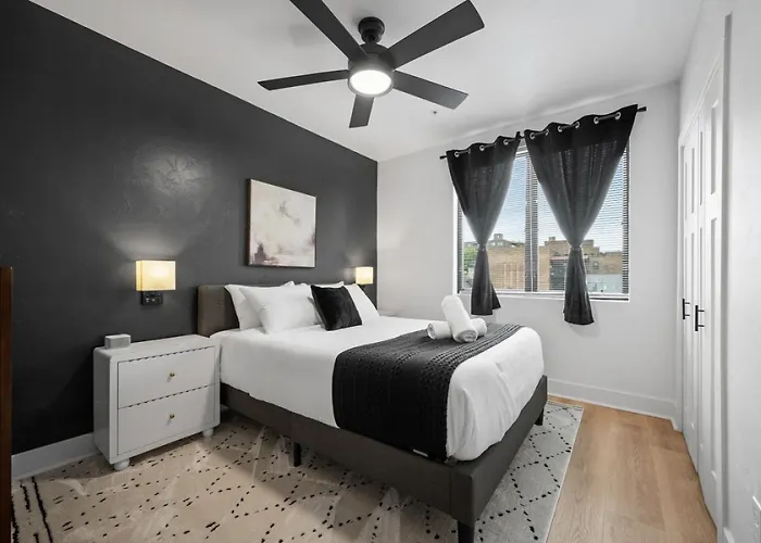 Pfr - Highland, 3br 2ba Shadyside Condo, Penthouse Unit, 2 Decks, Off-street Parking, 4th Floor Walkup Apartamento Pittsburgh