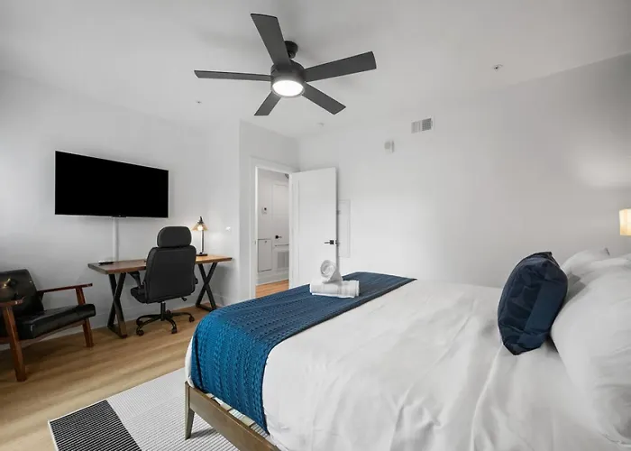 Pfr - Highland, 3br 2ba Shadyside Condo, Penthouse Unit, 2 Decks, Off-street Parking, 4th Floor Walkup Apartamento Pittsburgh